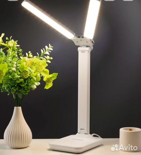 Светильник настольный