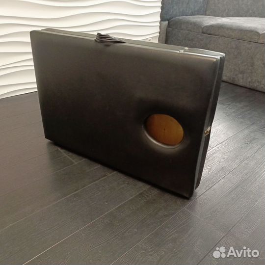 Массажный стол складной с вырезом для лица