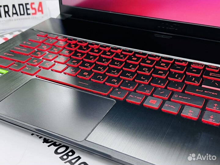 Ноутбук MSI 15.6