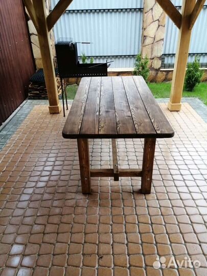 Стол деревянный в наличии