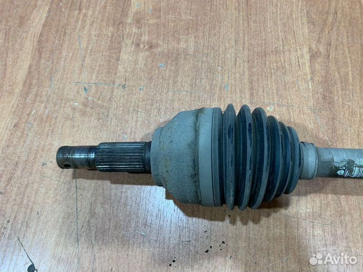 Привод левый передний Nissan Qashqai