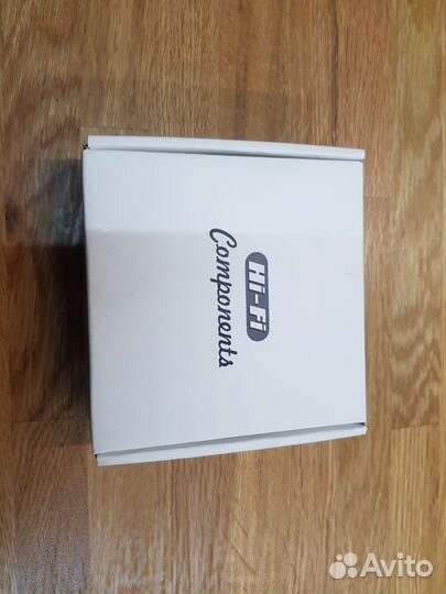 Подставки, шипы под аппаратуру,виброразвязка