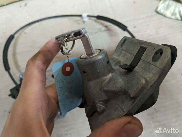Замок багажника в сборе s60 2010-2013