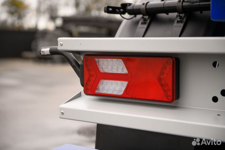 Полуприцеп контейнеровоз Grunwald Gr.TC-S4-20, 2023