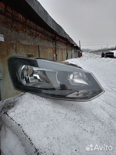 Фара правая volkswagen polo