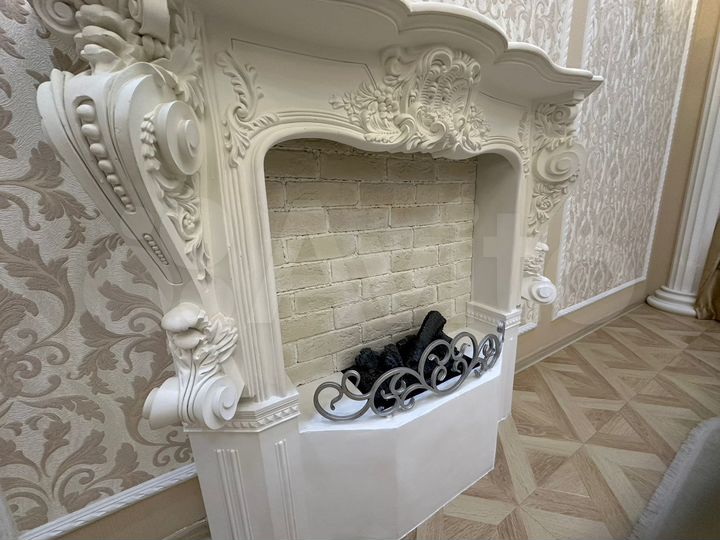 2-к. квартира, 60 м², 1/12 эт.