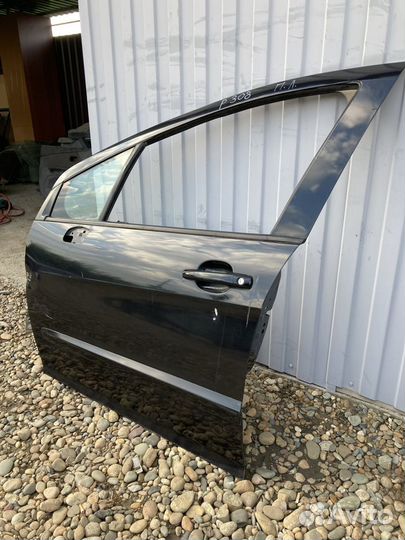 Передняя левая дверь Пежо 308, 408