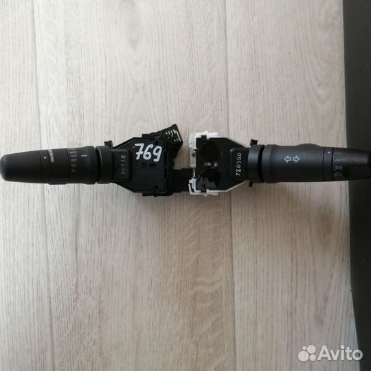 Подрулевой переключатель