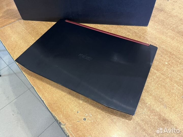 Acer Nitro 5 Core i5-8250U/12Gb/SSD 512Gb/IPS