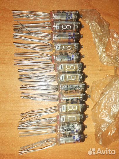 Газоразрядные индикаторы ин-13,ив-26,ив-8