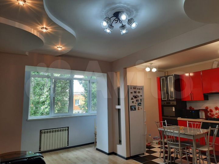 3-к. квартира, 60 м², 5/5 эт.