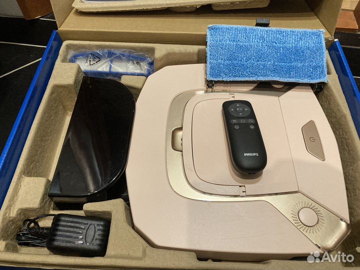 Робот-пылесос Philips SmartPro Easy