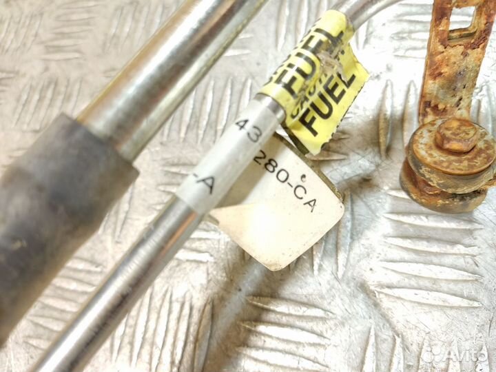 Трубка топливная Jaguar S-type 1999 2008