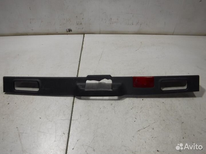 Обшивка двери багажника Mercedes W245 B-Class