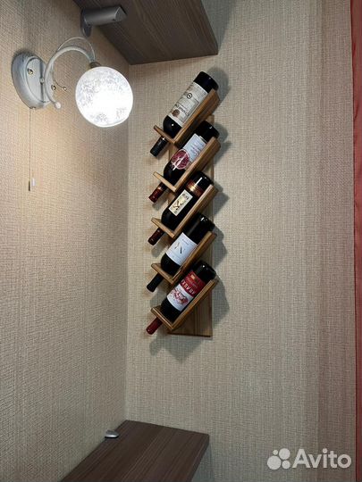 Держатель бутылок настенный