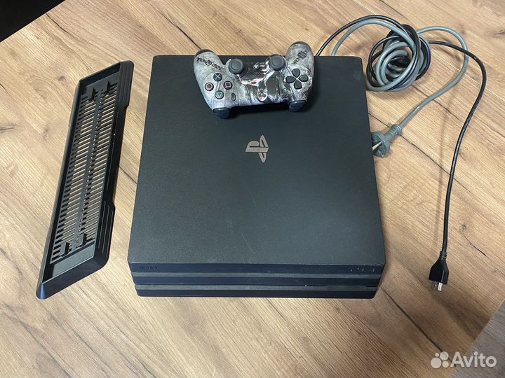 Sony PS4 pro 1tb