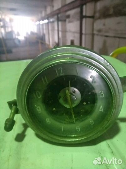 Часы ретро, с газ 21