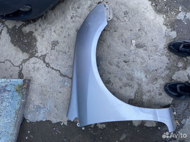 Переднее правое крыло хонда цивик eu3 2001 хэтчбек