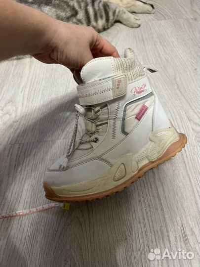 Зимние ботинки