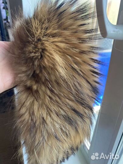 Меховой воротник опушка помпоны