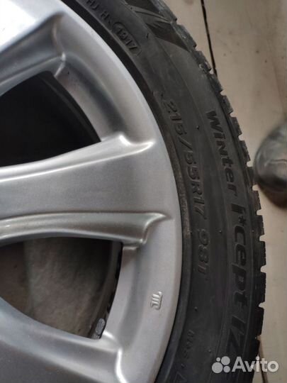 Hankook Winter I'Cept IZ2 215/55 R17 98T