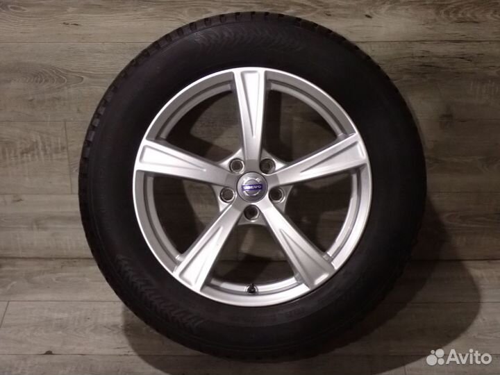 Комплект колес R18 Volvo XC90 оригинал зима