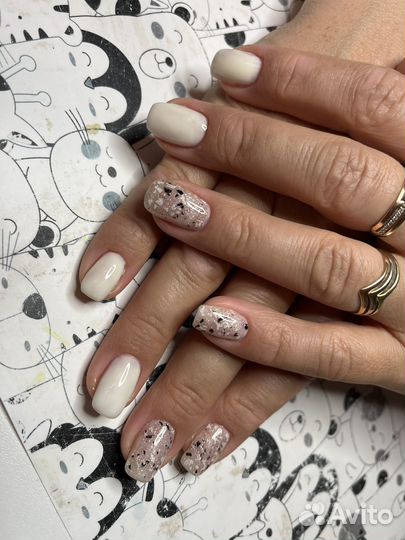 Маникюр педикюр