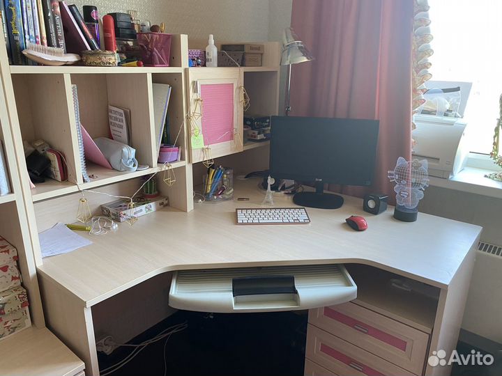 Продам компьютерный стол lazurit