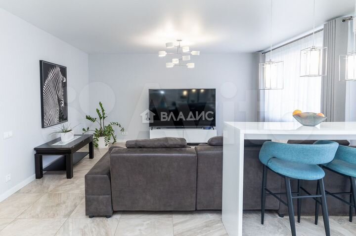 3-к. квартира, 94 м², 6/7 эт.