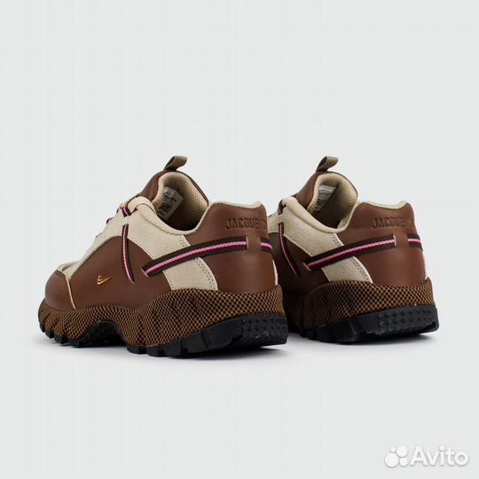 Кроссовки Nike Air Humara LX Brown Gold