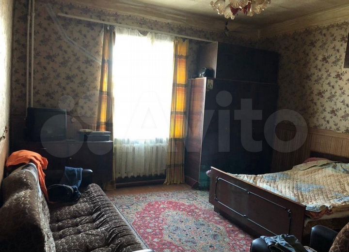 3-к. квартира, 70 м², 1/2 эт.