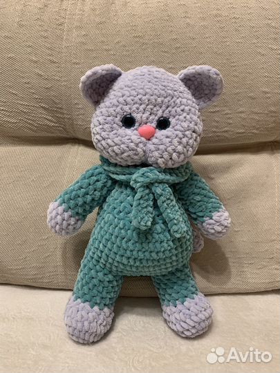 Вязанный кот. Вязанные игрушки ручной работы