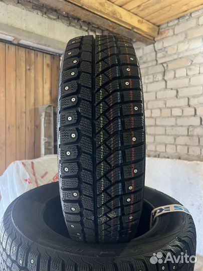 Viatti Brina Nordico V-522 185/65 R15 190T