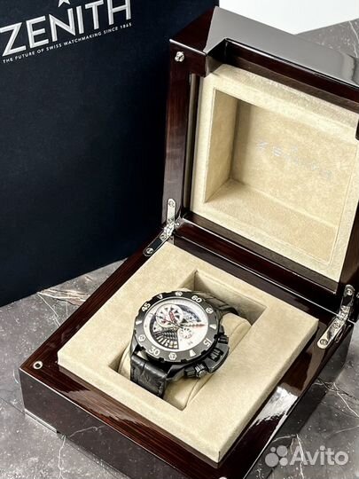 Часы Zenith Defy Extreme