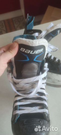 Хоккейные коньки bauer