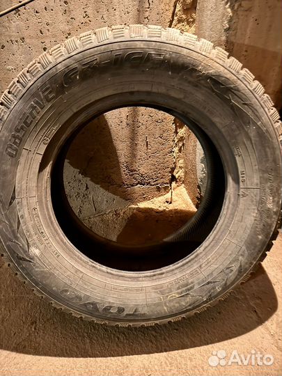 Observe X-10 285/60 R18