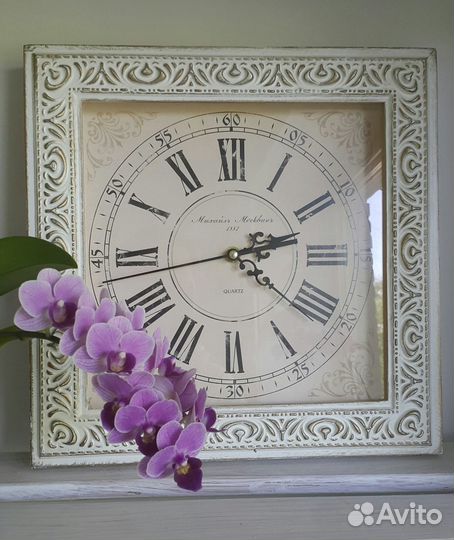 Часы Настенные Белые под Старину винтаж