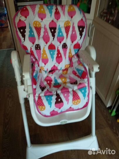 Детский стульчик для кормления