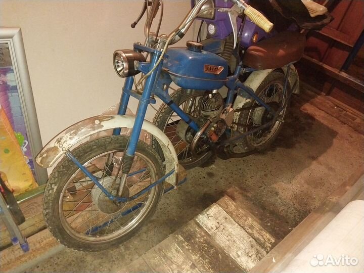 Продаю запчасти на Ригу 13