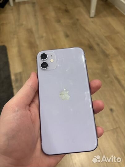 iPhone 11, 64 ГБ