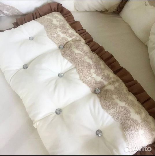 Бортики 6 штук на детскую кроватку