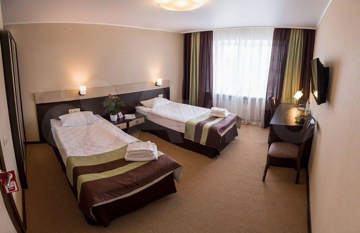 Гостиница, 1700 м²