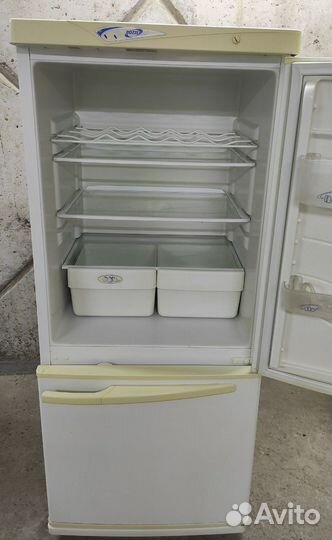 Холодильник двухкамерный