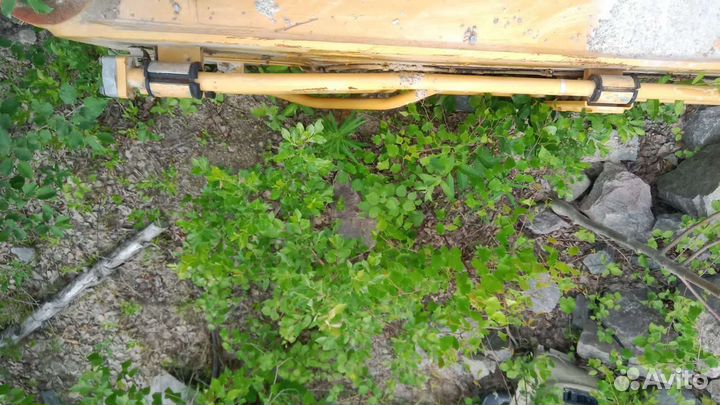 Стрела с рукоятью от экскаватора cat-330