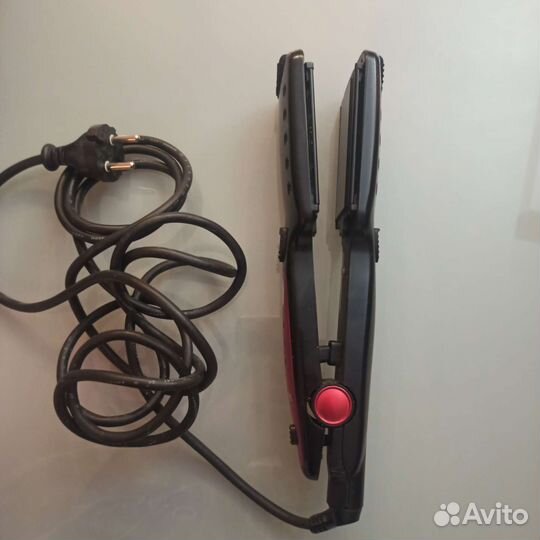 Выпрямитель для волос