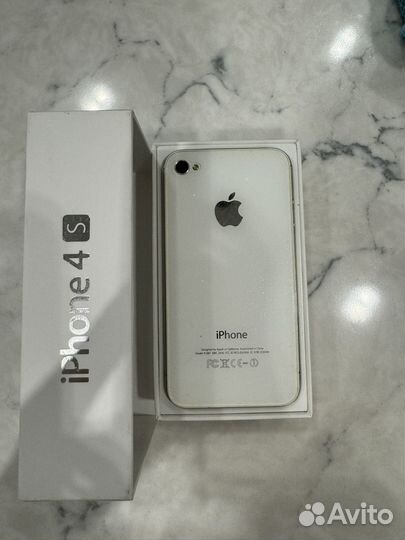 iPhone 4S, 16 ГБ