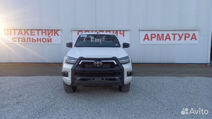 Toyota Hilux 2.8 AT, 2022, 400 км