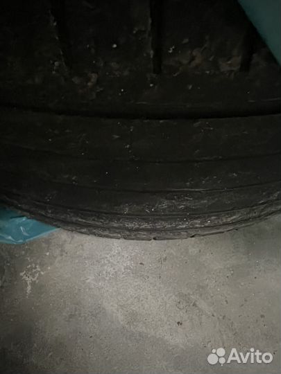 Kumho Crugen HP91 295/35 R21