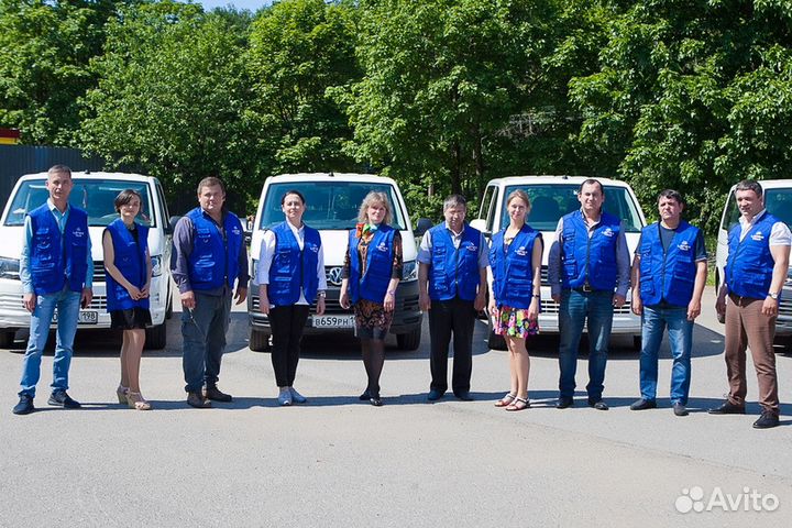 Экскурсовод Гид Петербург и пригороды на минивэне