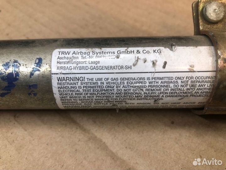 Шторка безопасности правая Mercedes-Benz W163